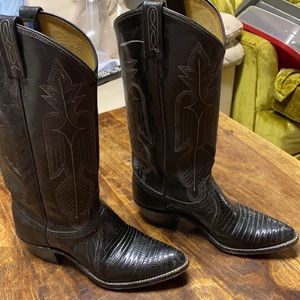 Dan Post women’s cowboy boots